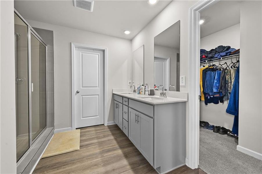 Furnished interior view inside a new home in Sweetwater Green - Royal Series, Lawrenceville (Image 27).