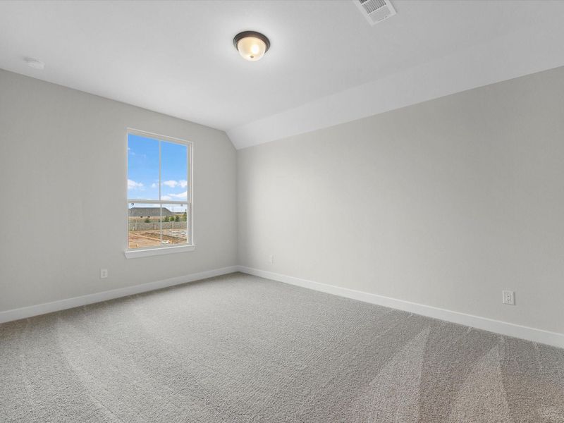 Spacious, unfurnished interior of a new home in , Fulshear (Image 12).