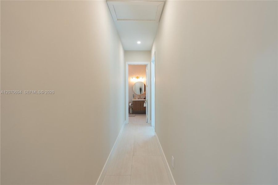 Spacious, unfurnished interior of a new home in , Clewiston (Image 20).