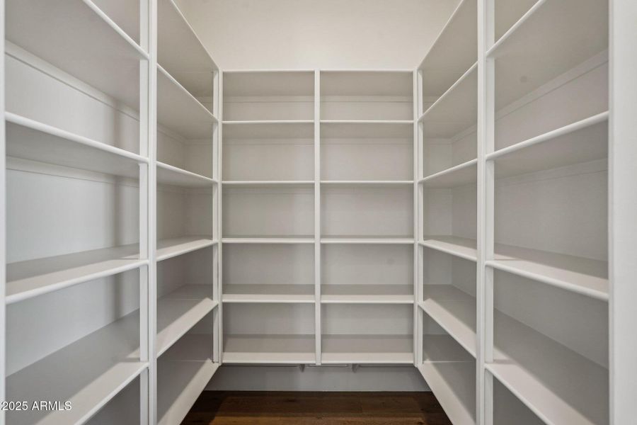 32-web-or-mls-E Buckskin Trail-1105-032