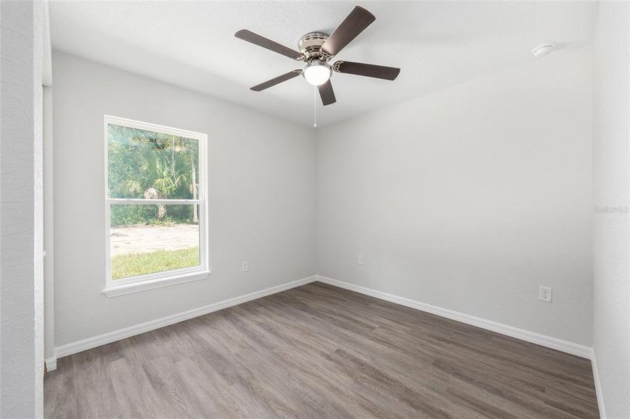 Spacious, unfurnished interior of a new home in , Ocklawaha (Image 11).