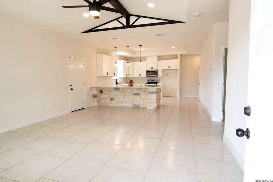 Spacious, unfurnished interior of a new home in , Spring Branch (Image 27). Spacious, unfurnished interior of a new home in , Spring Branch (Image 27).
