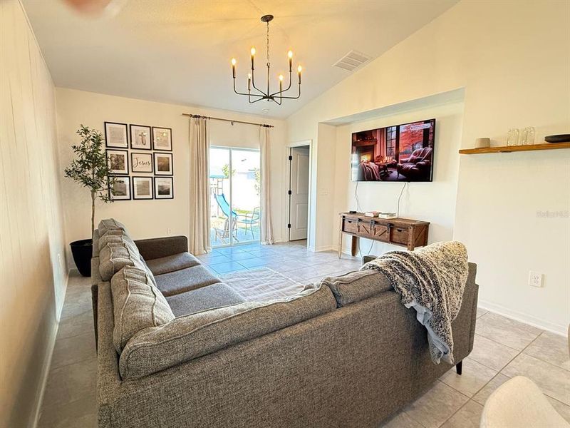 Furnished interior view inside a new home in , Kissimmee (Image 17).