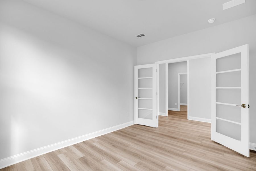 Spacious, unfurnished interior of a new home in Del Webb Charleston at Nexton, Summerville (Image 20). Spacious, unfurnished interior of a new home in Del Webb Charleston at Nexton, Summerville (Image 20).