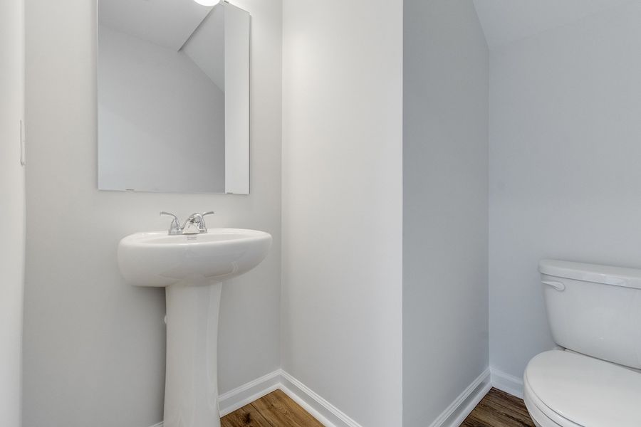 Image 28 of a home in Astoria.