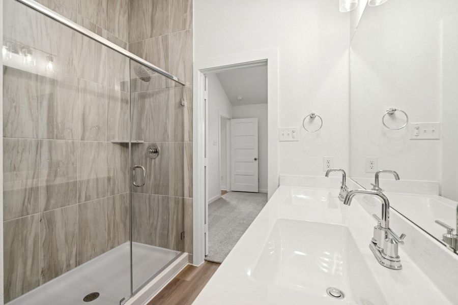 Furnished interior view inside a new home in Indian Springs, Crosby (Image 6).