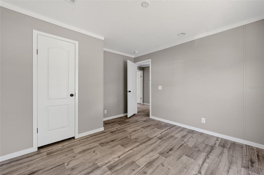 Spacious, unfurnished interior of a new home in , Ormond Beach (Image 23).