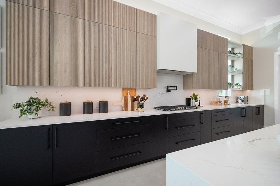 Representative interior finishes for a home built from the Riviera by GHO Homes in The Reserve at Grand Harbor, Vero Beach (Image 23).