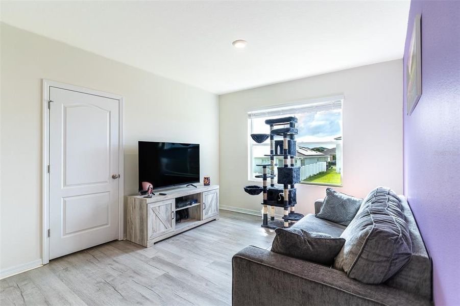 Furnished interior view inside a new home in Harmony at Lake Eloise, Winter Haven (Image 10). Furnished interior view inside a new home in Harmony at Lake Eloise, Winter Haven (Image 10).