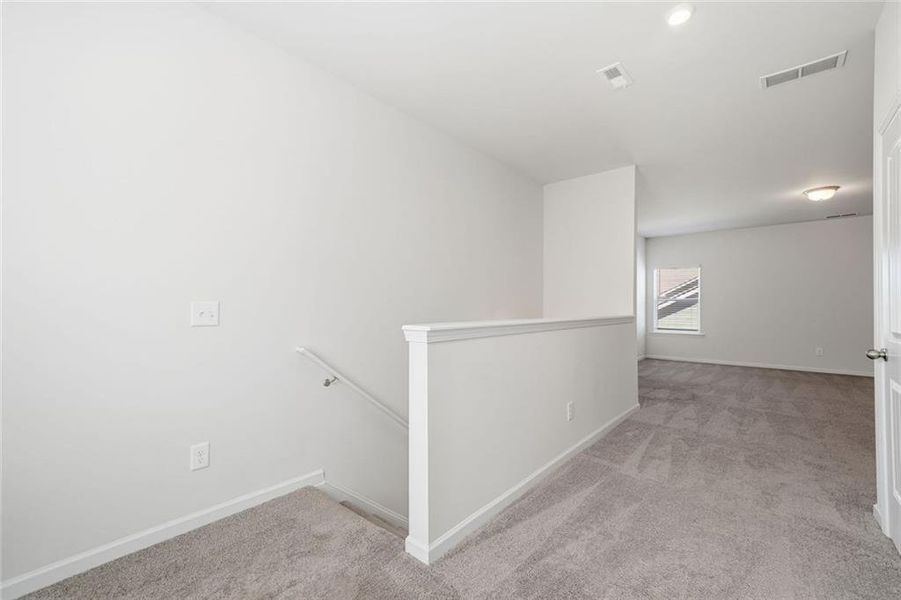 Spacious, unfurnished interior of a new home in , Calhoun (Image 31).