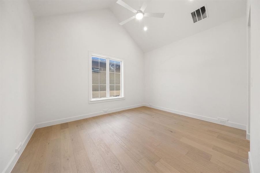 Spacious, unfurnished interior of a new home in , Dallas (Image 22). Spacious, unfurnished interior of a new home in , Dallas (Image 22).
