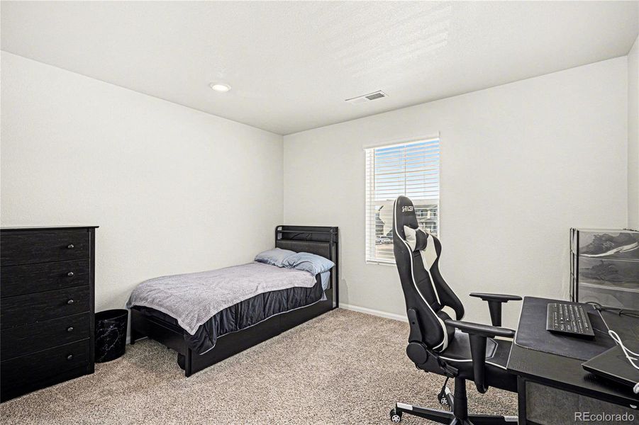 Furnished interior view inside a new home in Murphy Creek, Aurora (Image 31).
