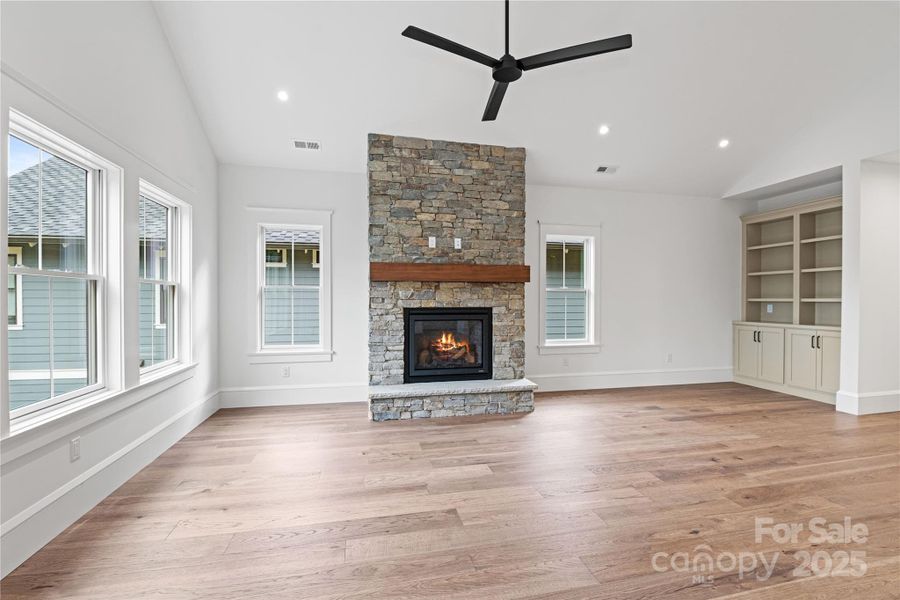 Living Room with Fireplace & Built-Ins