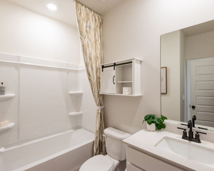 Furnished interior view inside a new home in Vines at Mill Creek - Estate Series, Braselton (Image 11). Furnished interior view inside a new home in Vines at Mill Creek - Estate Series, Braselton (Image 11).