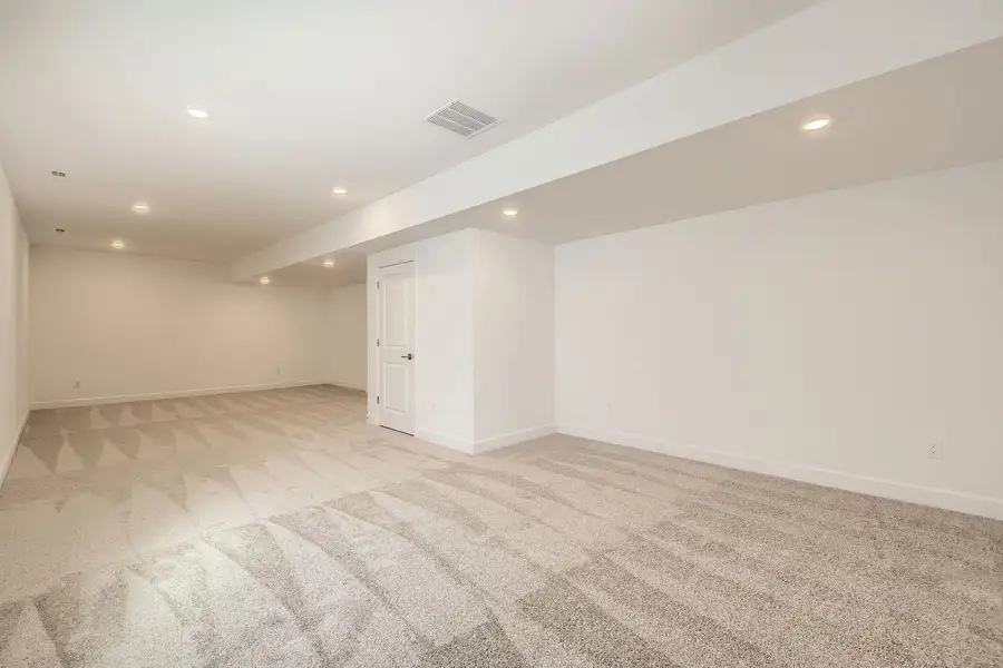 2,253sf New Home in Elizabeth, CO.  - Slide 39