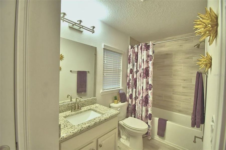 Furnished interior view inside a new home in Lake Juliana Estates, Auburndale (Image 35).