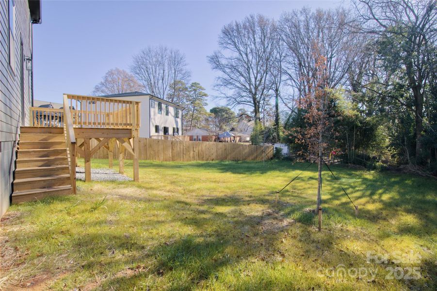 Exterior details and patio area of a home in , Charlotte (Image 3).