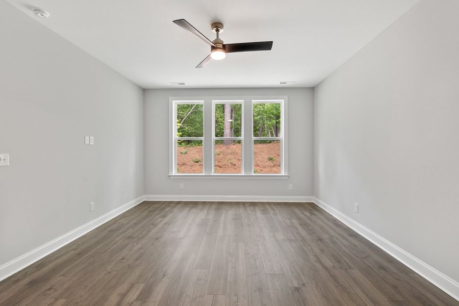 Representative unfurnished interior of a home built from the The Ellery by RobuckHomes in Baylee Ridge, Selma (Image 56).