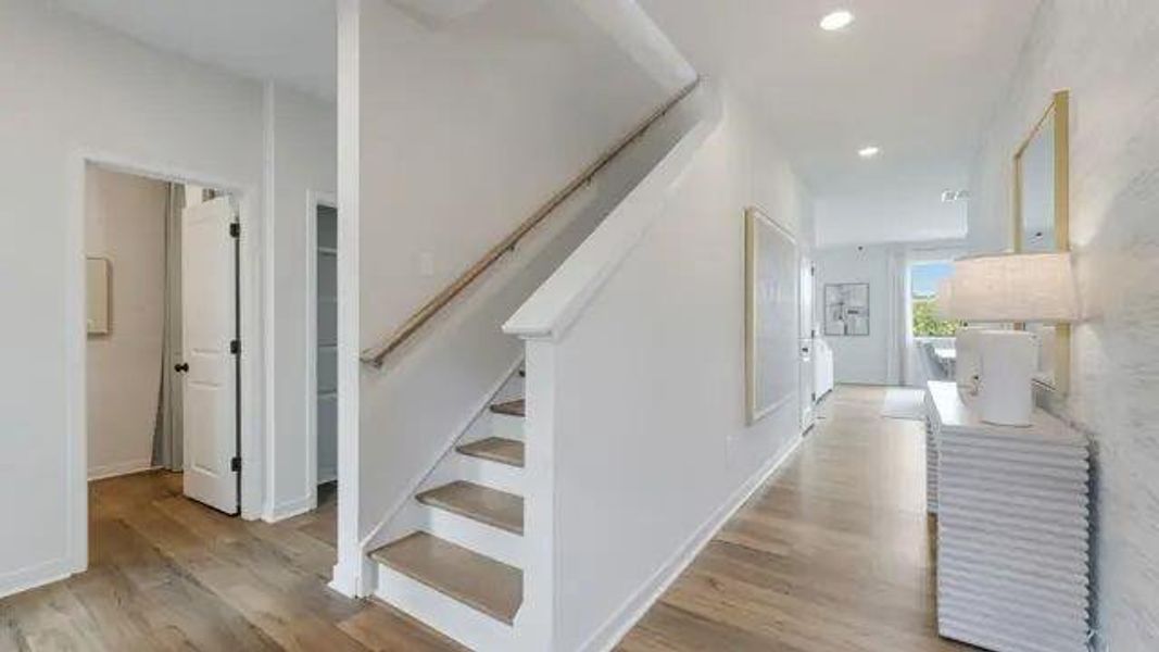 Spacious, unfurnished interior of a new home in Reserve at Gum Springs, Jefferson (Image 25).