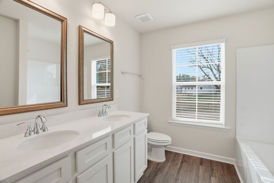 Representative furnished interior of a home built from the Beechwood by McGuinn Homes in South Welcome, Greenville (Image 14).