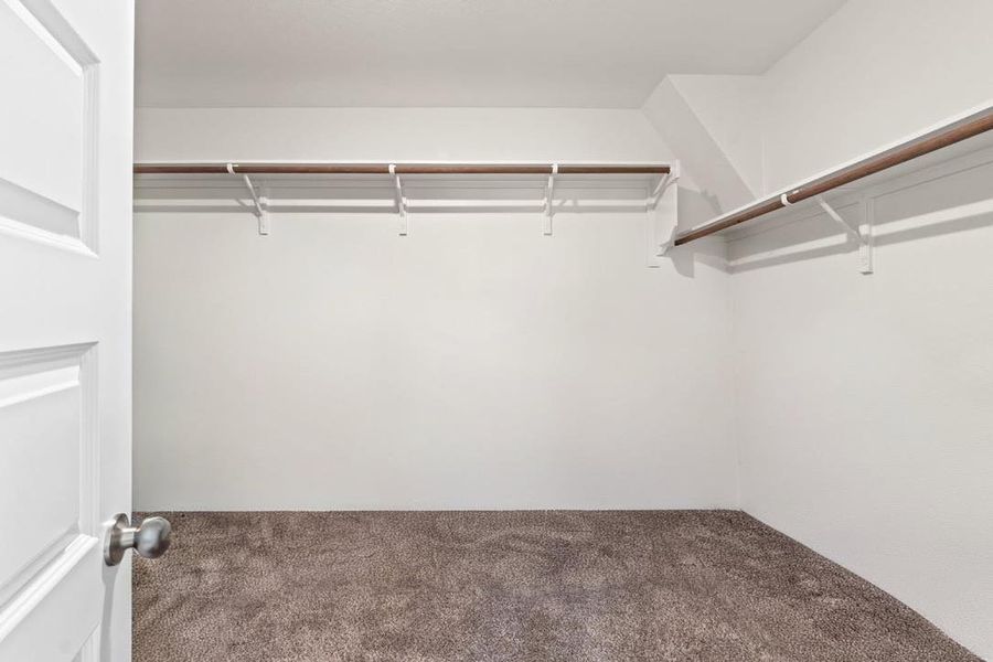 Spacious, unfurnished interior of a new home in Carillon, Manor (Image 26). Spacious, unfurnished interior of a new home in Carillon, Manor (Image 26).