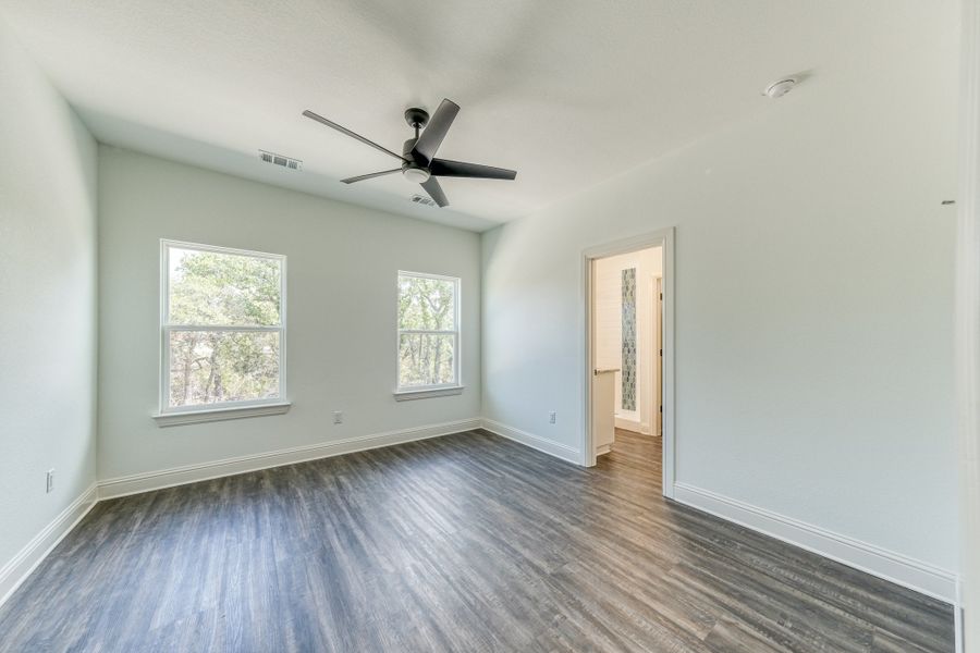 Representative unfurnished interior of a home built from the Lucas by Zeal Home Builders in Echo Grove, Poolville (Image 122).