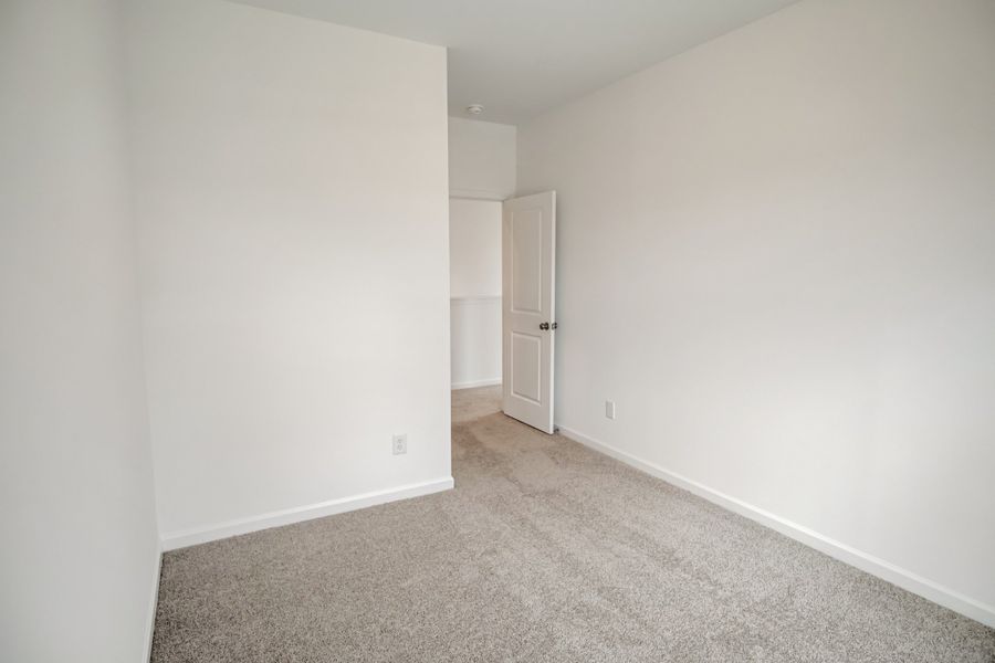 *This is a marketing photo. Colors/options may be different.*