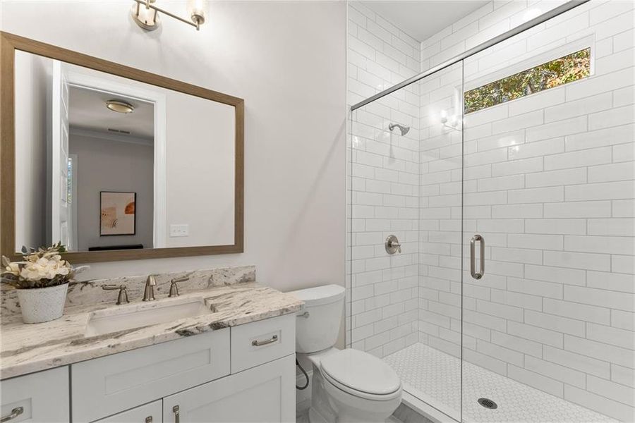 Furnished interior view inside a new home in , Gainesville (Image 47).