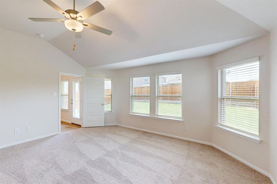 Spacious, unfurnished interior of a new home in Sanderos, Fort Worth (Image 27). Spacious, unfurnished interior of a new home in Sanderos, Fort Worth (Image 27).
