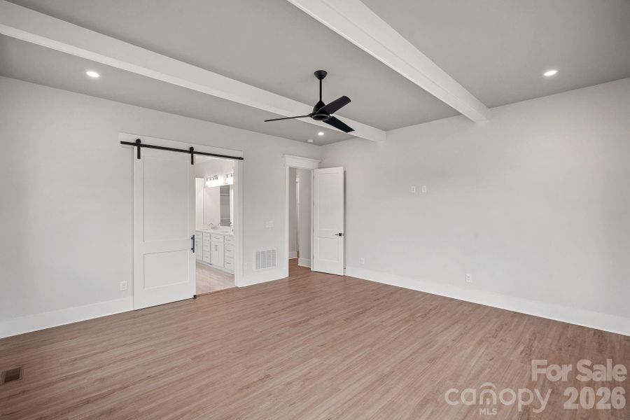 Spacious, unfurnished interior of a new home in , Statesville (Image 28). Spacious, unfurnished interior of a new home in , Statesville (Image 28).
