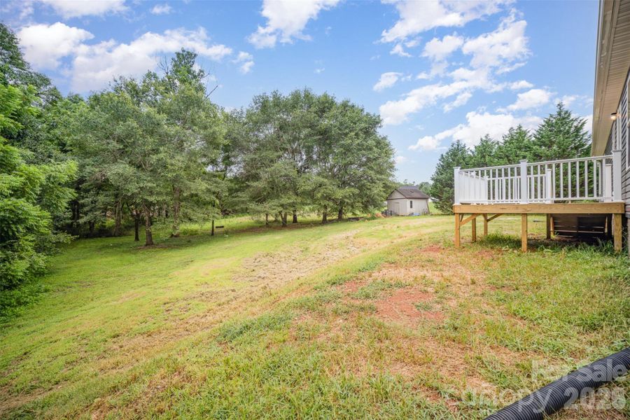 Exterior details and patio area of a home in , Shelby (Image 20).