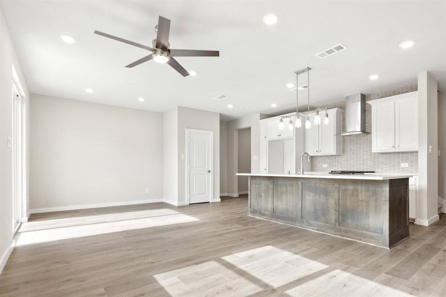 006-723ProsperLane-Wylie-TX-75098-Living.jpg-SMALL 006-723ProsperLane-Wylie-TX-75098-Living.jpg-SMALL