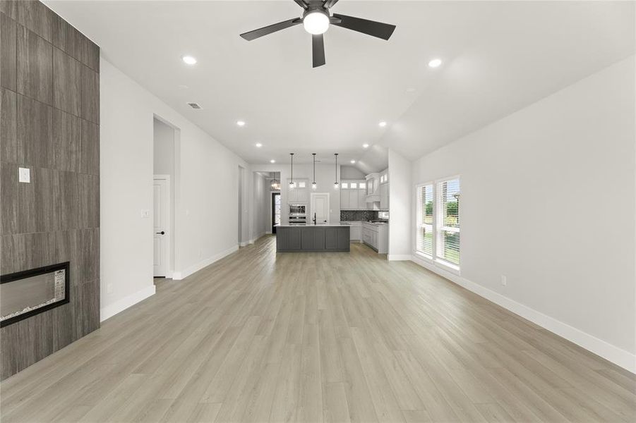 Spacious, unfurnished interior of a new home in Valencia on The Lake, Little Elm (Image 30). Spacious, unfurnished interior of a new home in Valencia on The Lake, Little Elm (Image 30).