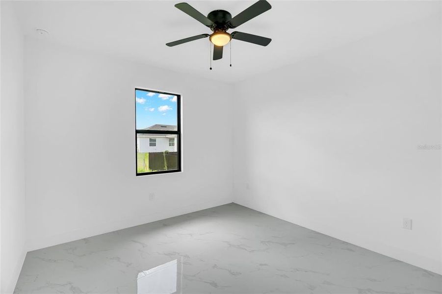 Spacious, unfurnished interior of a new home in , Lehigh Acres (Image 34).