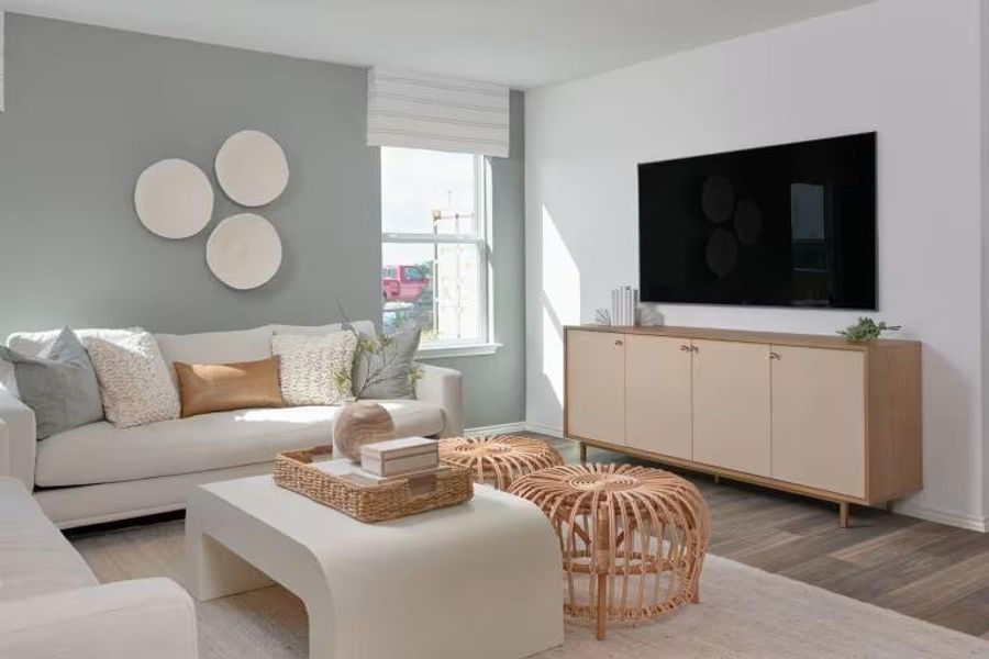 Photo of Pulte model home with same floor plan, not of actual home listed. Photo of Pulte model home with same floor plan, not of actual home listed.