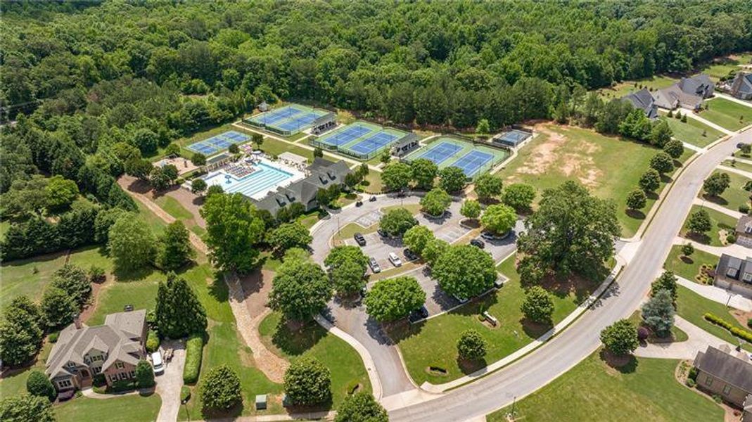 Image 88 of a home in .