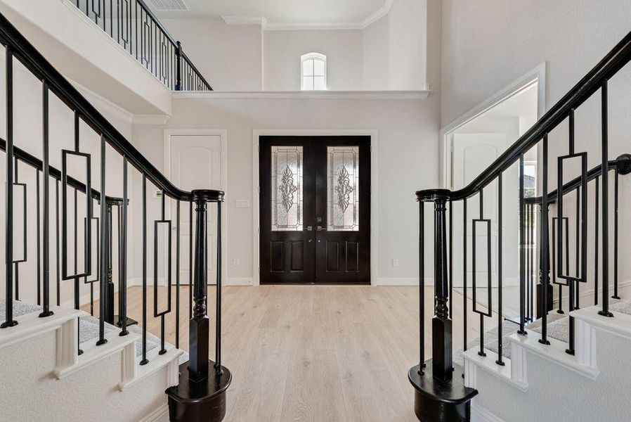 Spacious, unfurnished interior of a new home in South Pointe, Mansfield (Image 27).