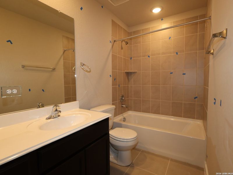 Furnished interior view inside a new home in Winding Brook, San Antonio (Image 7). Furnished interior view inside a new home in Winding Brook, San Antonio (Image 7).