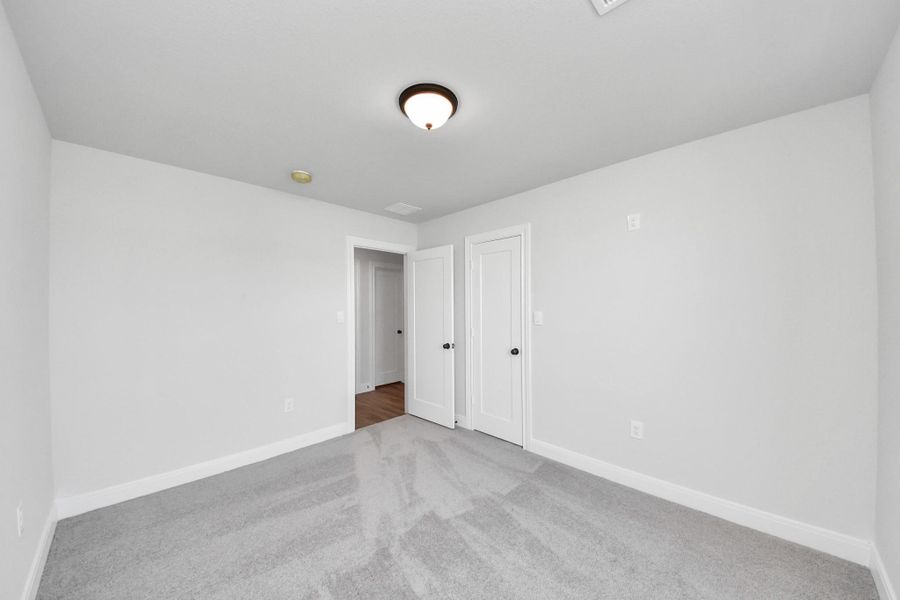 Spacious, unfurnished interior of a new home in Grand Oaks Reserve, Cleveland (Image 23). Spacious, unfurnished interior of a new home in Grand Oaks Reserve, Cleveland (Image 23).