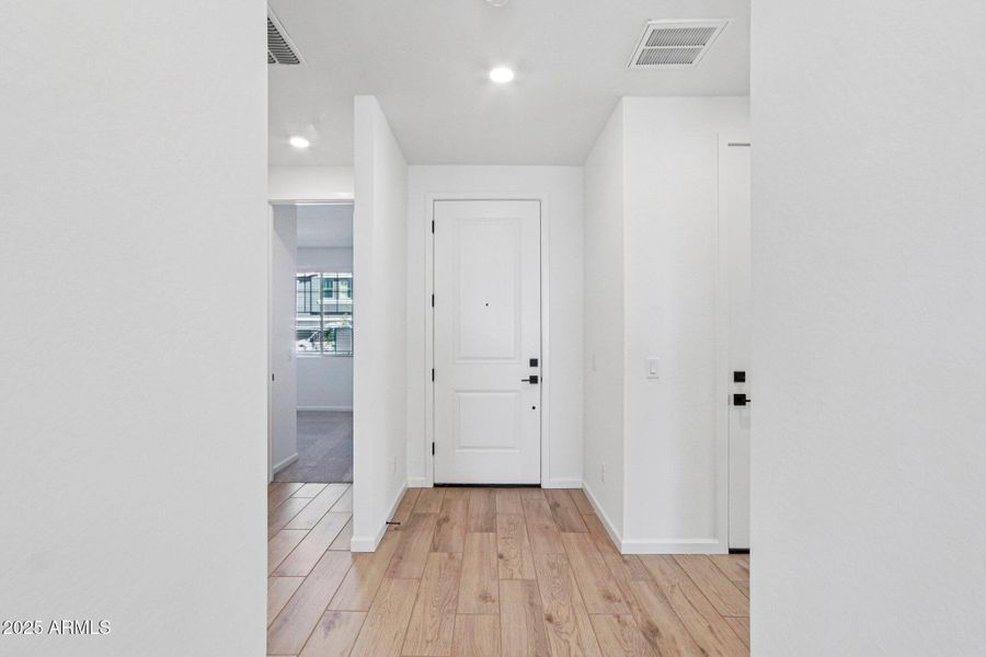 19-web-or-mls-W Bajada Rd-S1810-019