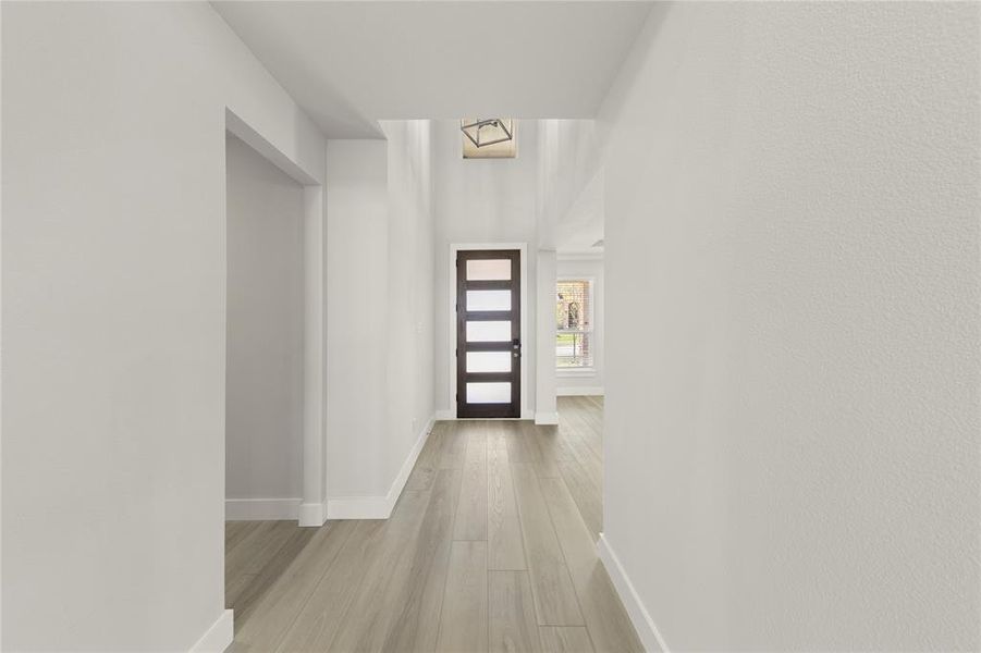 03. 540 Wickerdale - Entry