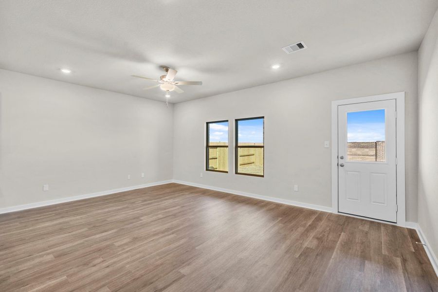 Spacious, unfurnished interior of a new home in Cypress Green, Hockley (Image 20).