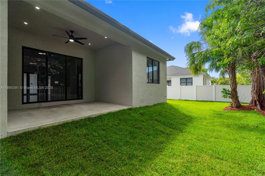 Exterior details and patio area of a home in , Oakland Park (Image 19). Exterior details and patio area of a home in , Oakland Park (Image 19).