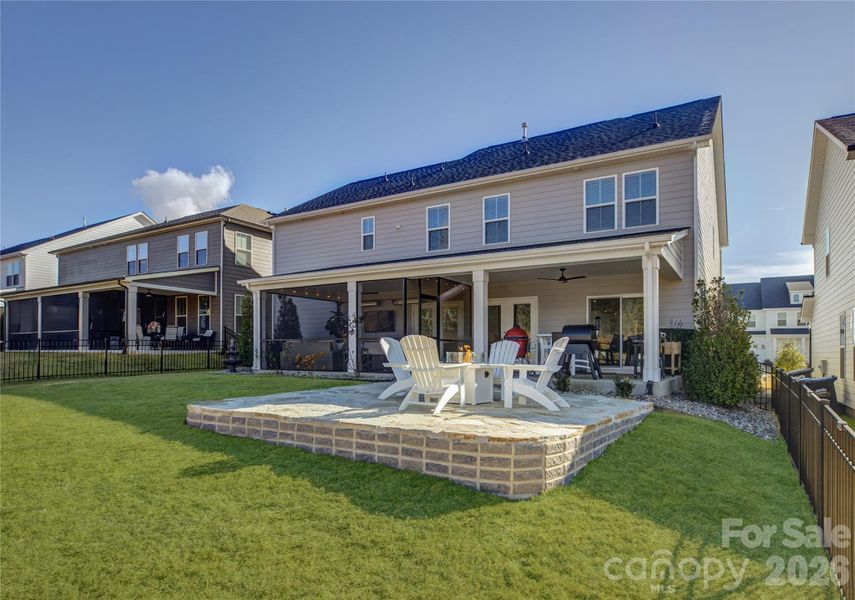 Exterior details and patio area of a home in Lakeside Glen, York (Image 4).