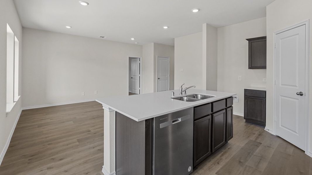 Representative furnished interior of a home built from the Ashburn by D.R. Horton in Blaire Lake, Tyler (Image 6). Representative furnished interior of a home built from the Ashburn by D.R. Horton in Blaire Lake, Tyler (Image 6).