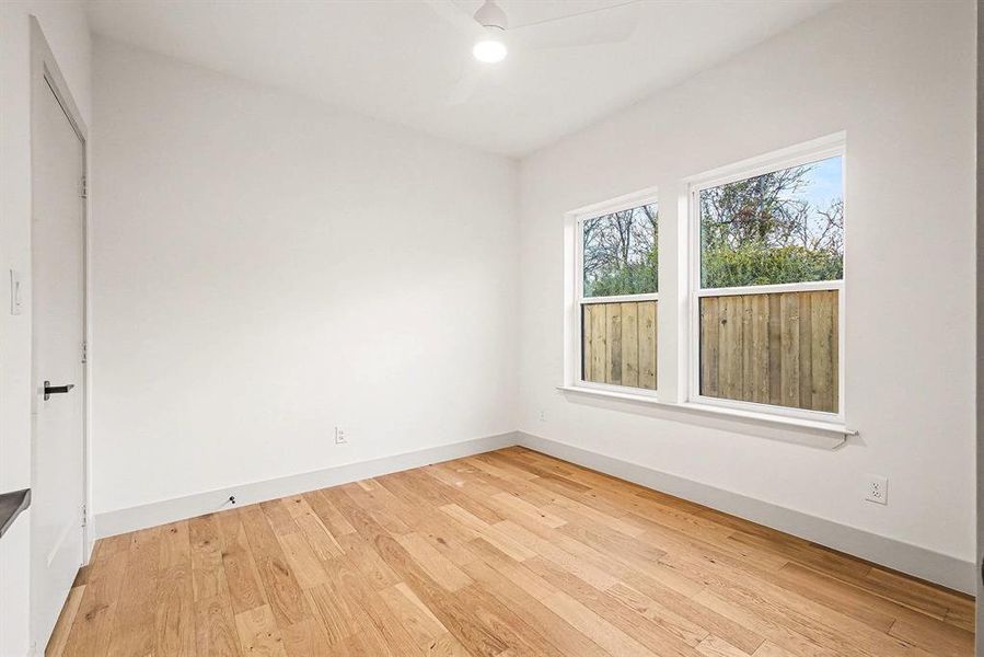 Spacious, unfurnished interior of a new home in , Dallas (Image 20).