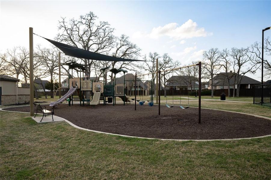 Community amenities in , College Station (Image 29).
