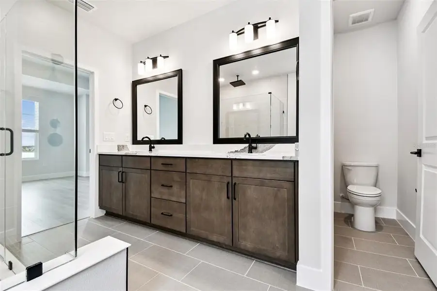 Furnished interior view inside a new home in , Sarasota (Image 8).