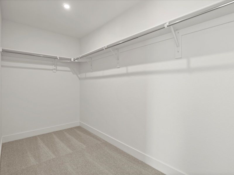 Spacious, unfurnished interior of a new home in Ascent at Inverness, Englewood (Image 22).