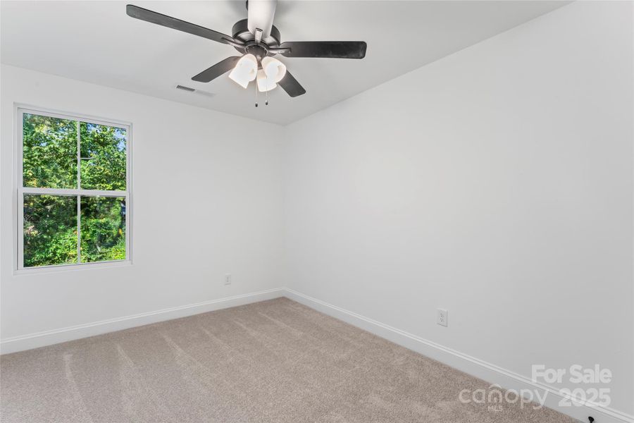 Spacious, unfurnished interior of a new home in , Charlotte (Image 6).